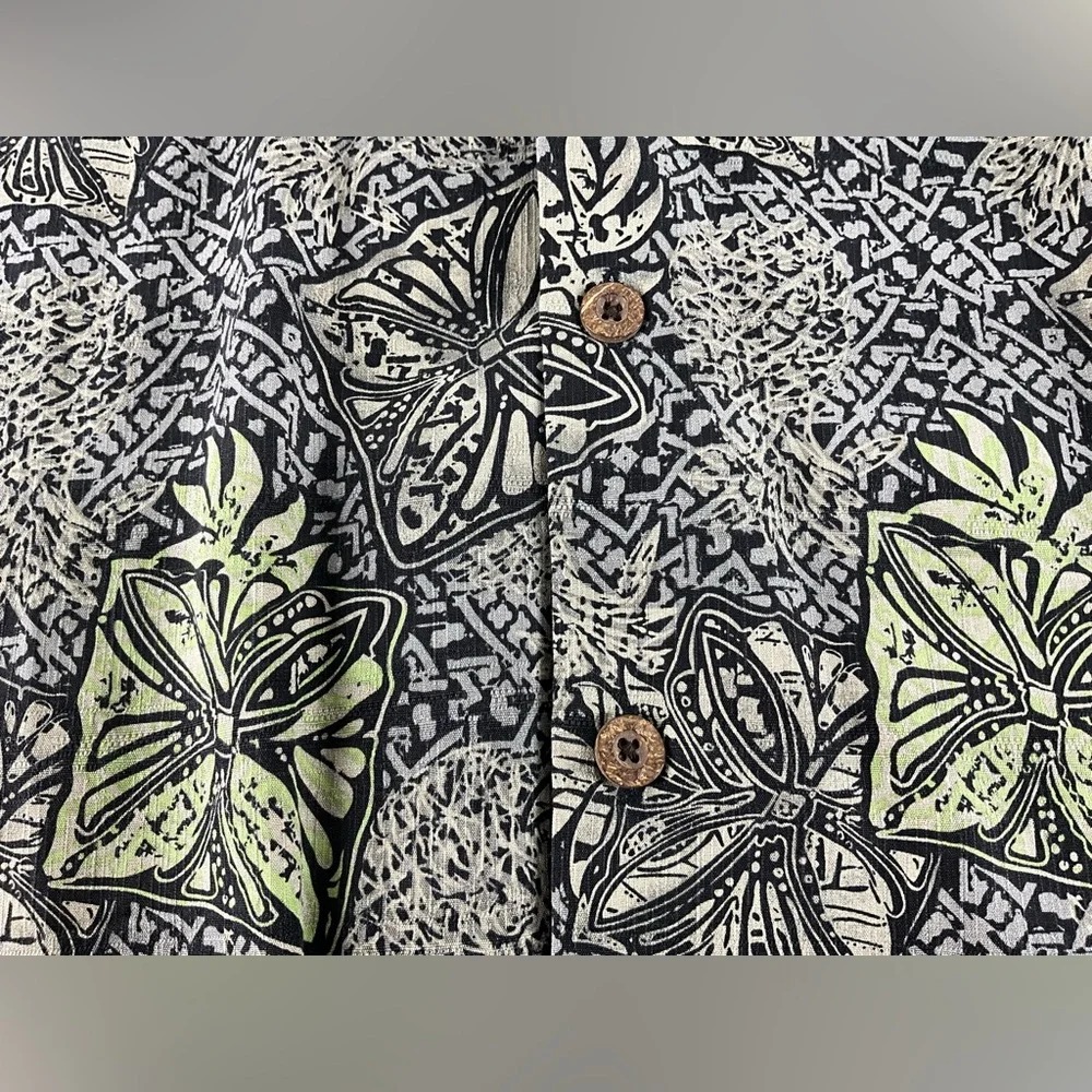 Tommy Bahama 100% Silk Hawaiian Shirt Mens Small Green Gray Tropical‎ Camp Shirt